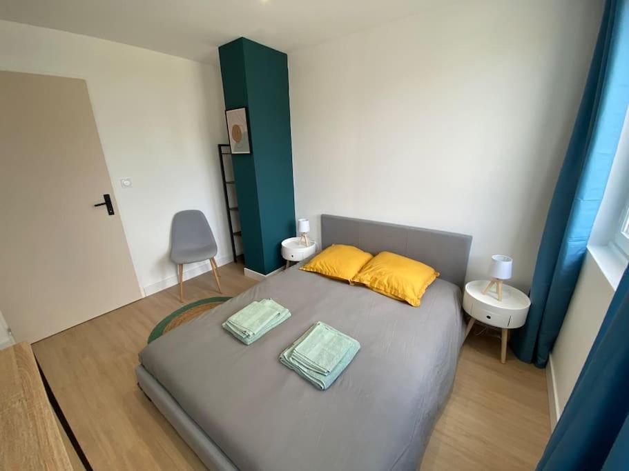 Appartement Familial, 2 Chambres, En Rdc Sur Cour Сен-Флорантен Екстер'єр фото