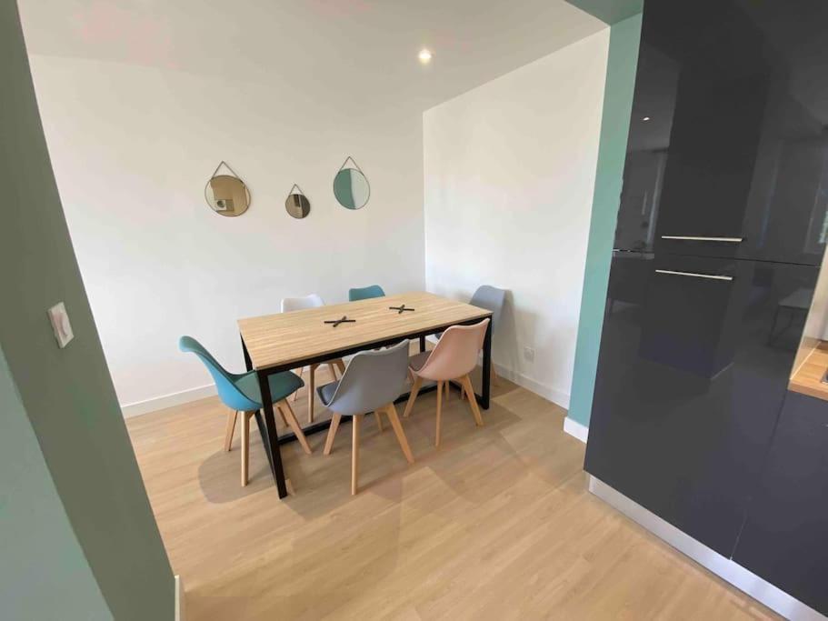 Appartement Familial, 2 Chambres, En Rdc Sur Cour Сен-Флорантен Екстер'єр фото